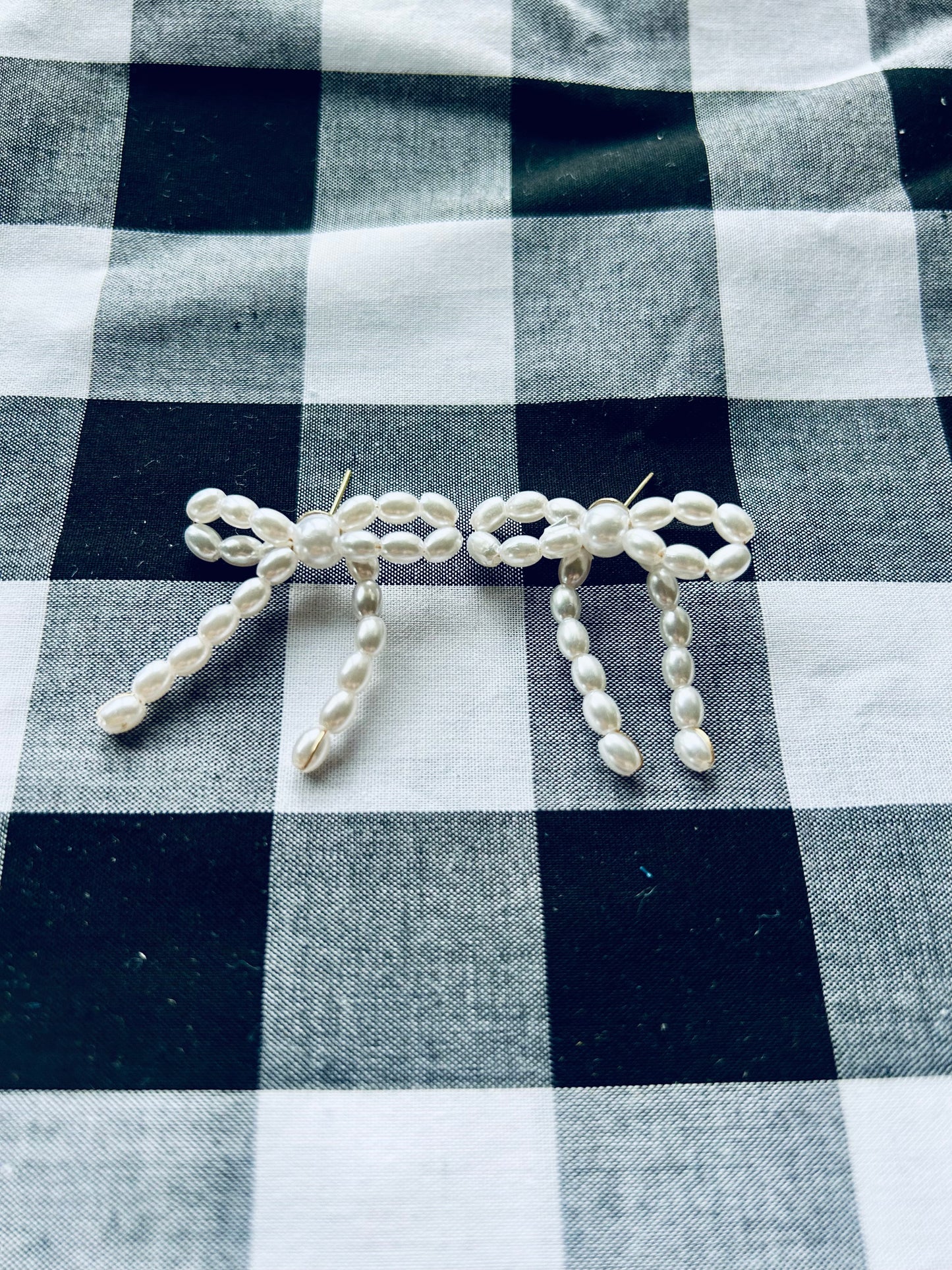 Pearl Bows