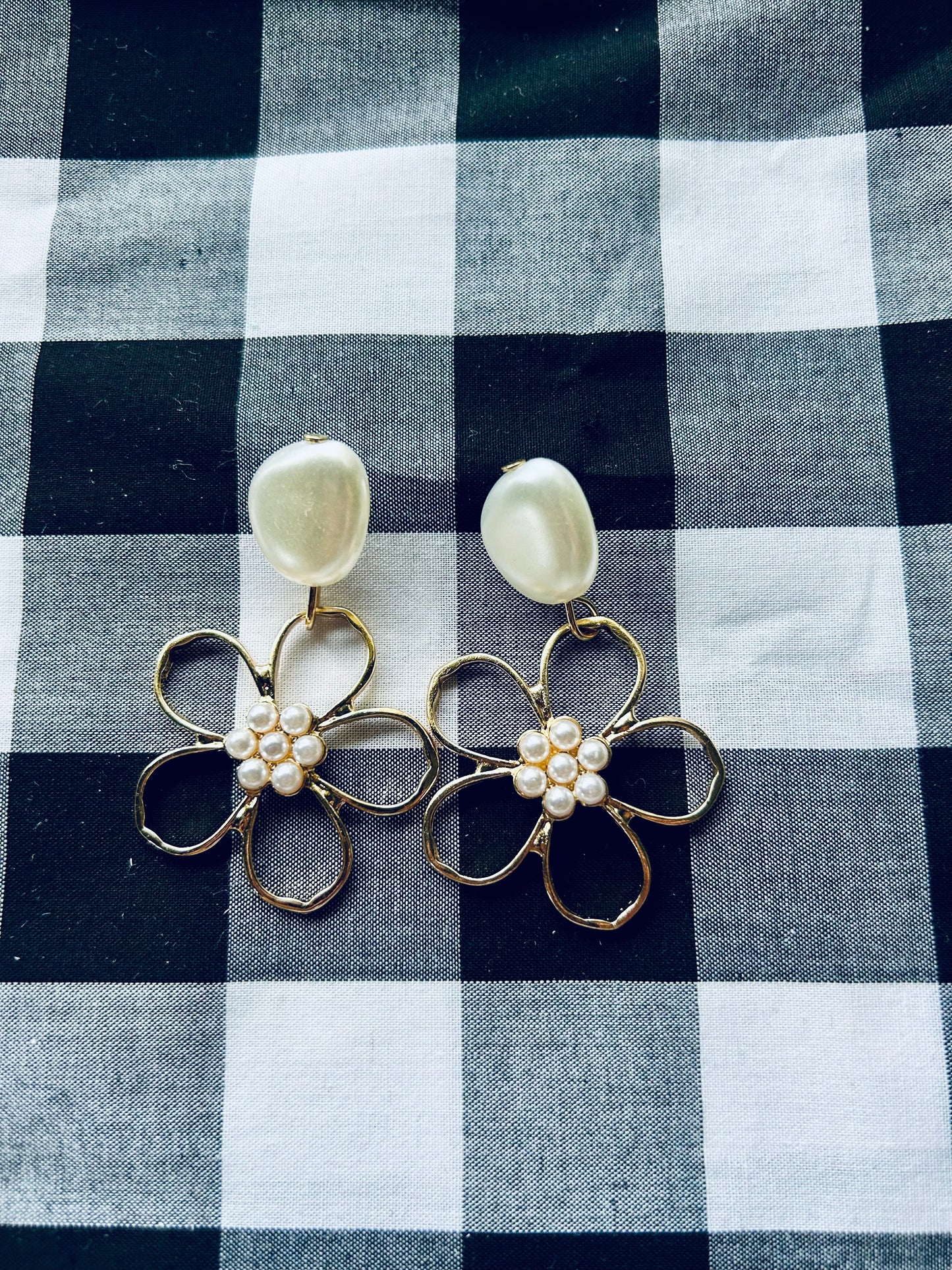Gold Pearl Flowers