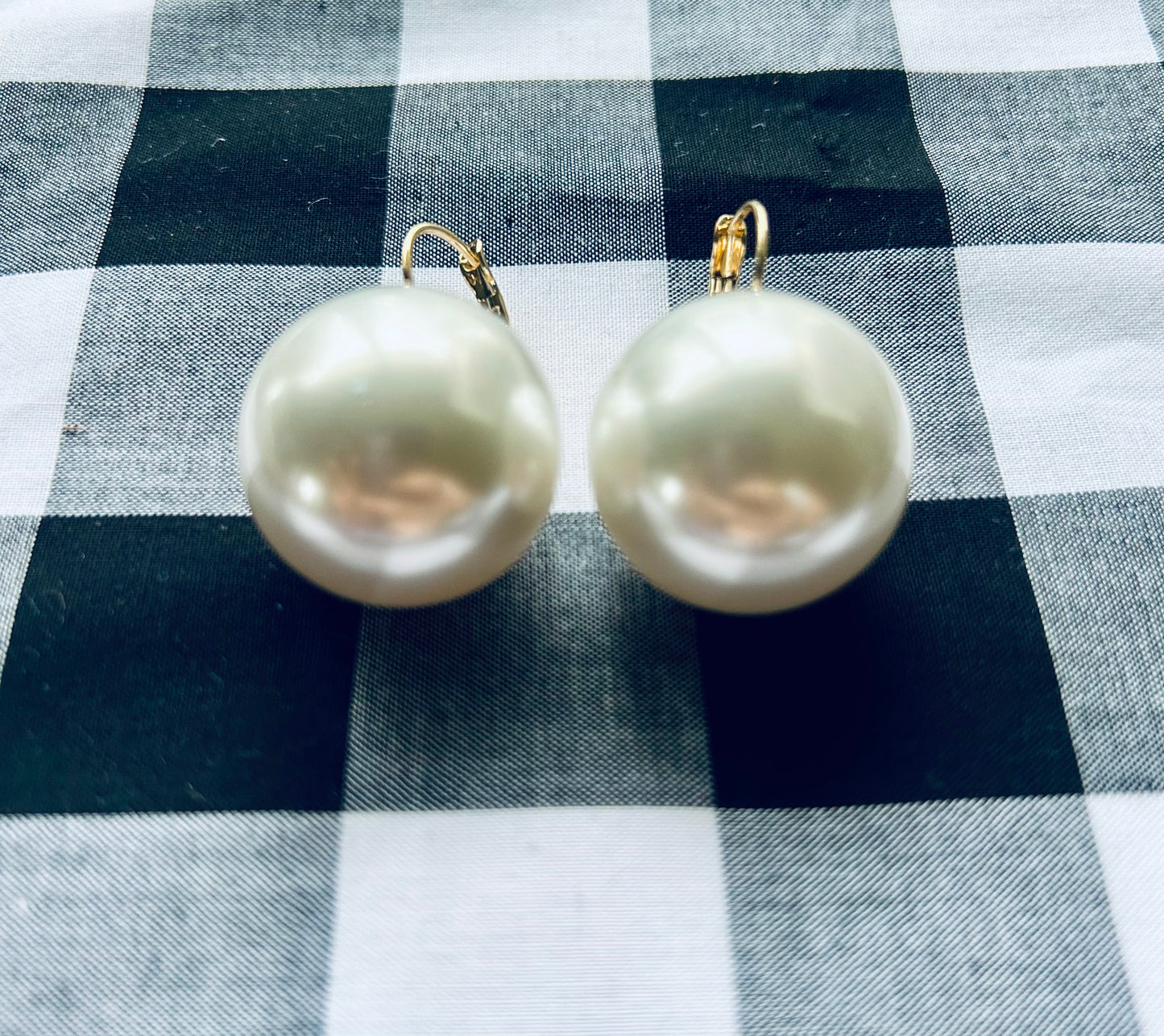 Large Pearl Drops